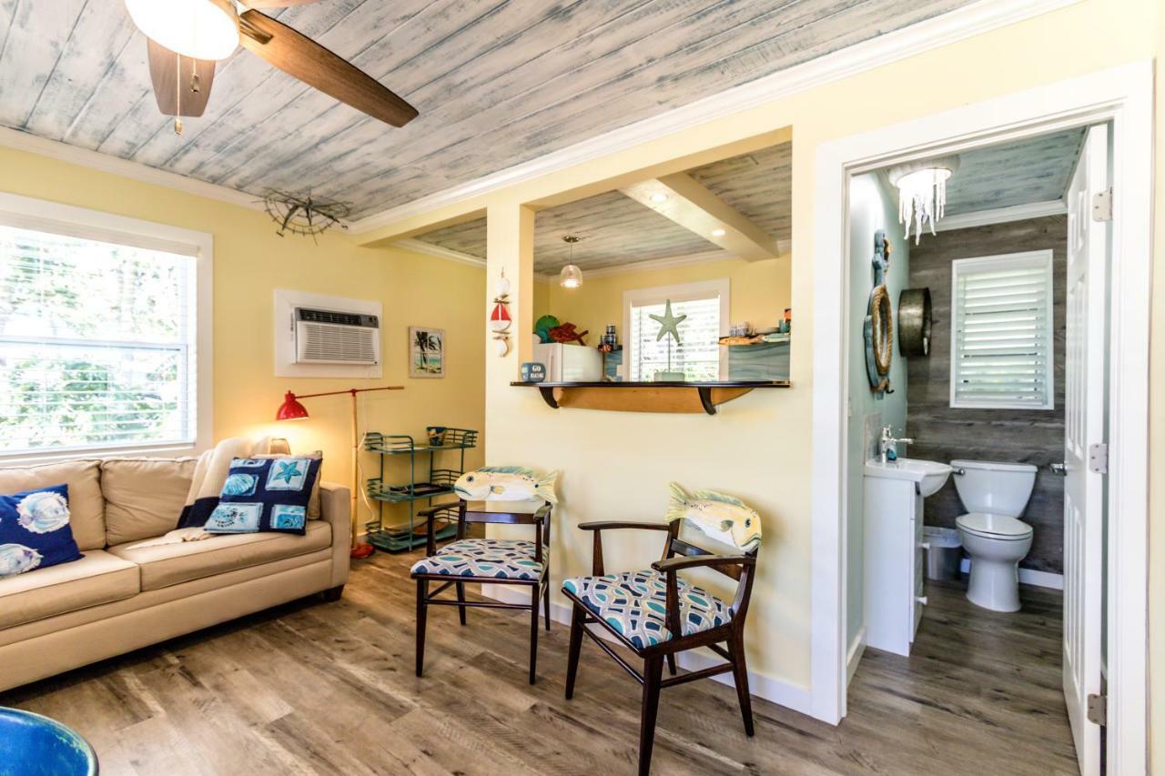 Island View Cottages Sebastian Bagian luar foto