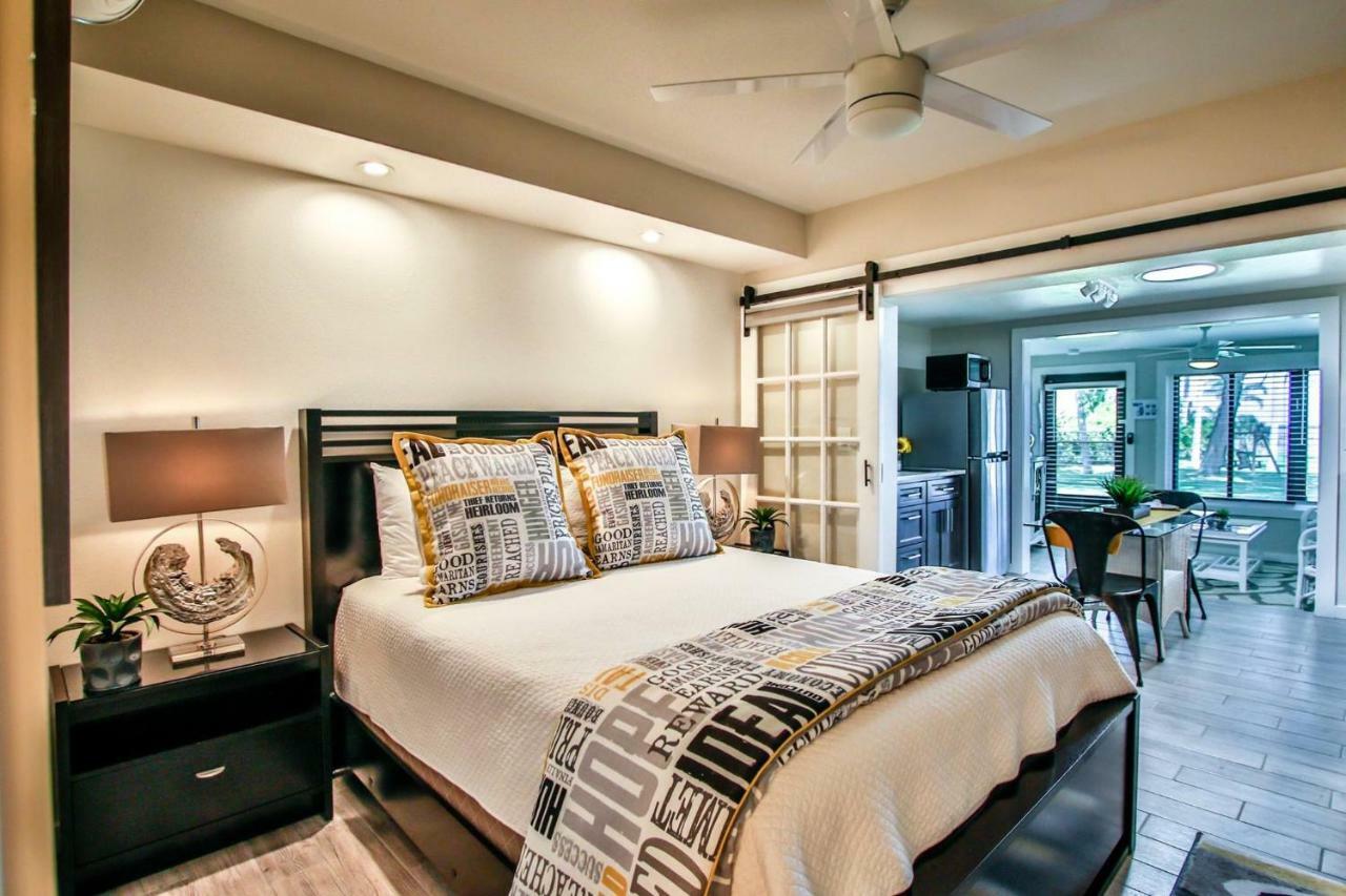 Island View Cottages Sebastian Bagian luar foto
