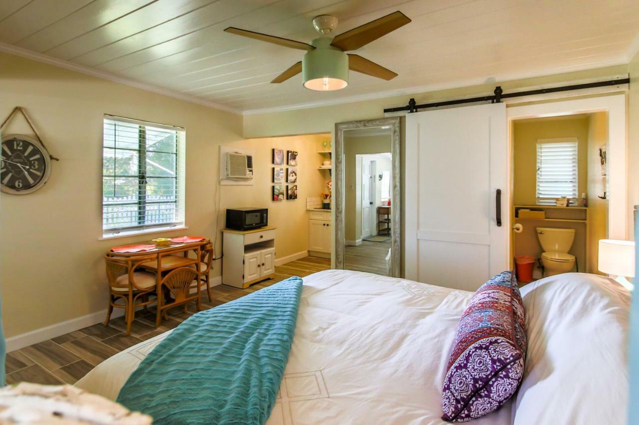 Island View Cottages Sebastian Bagian luar foto