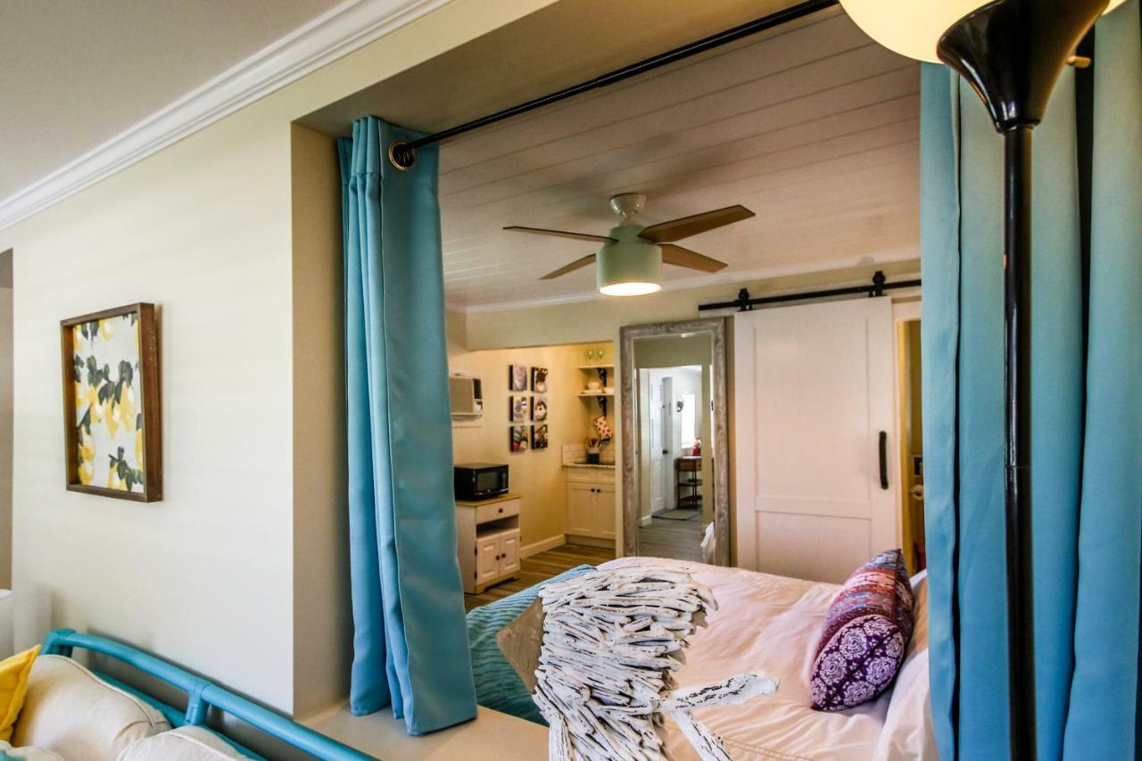Island View Cottages Sebastian Bagian luar foto