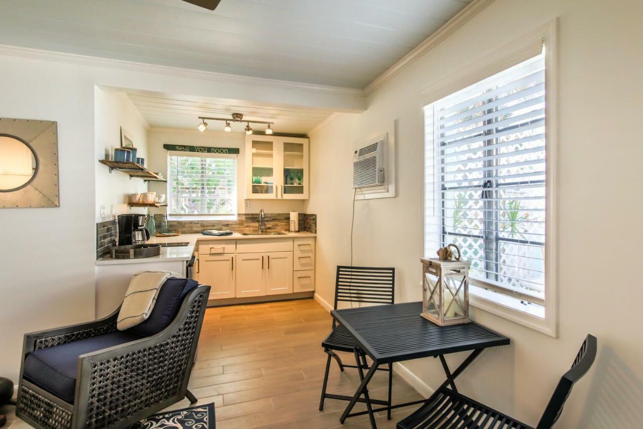 Island View Cottages Sebastian Bagian luar foto